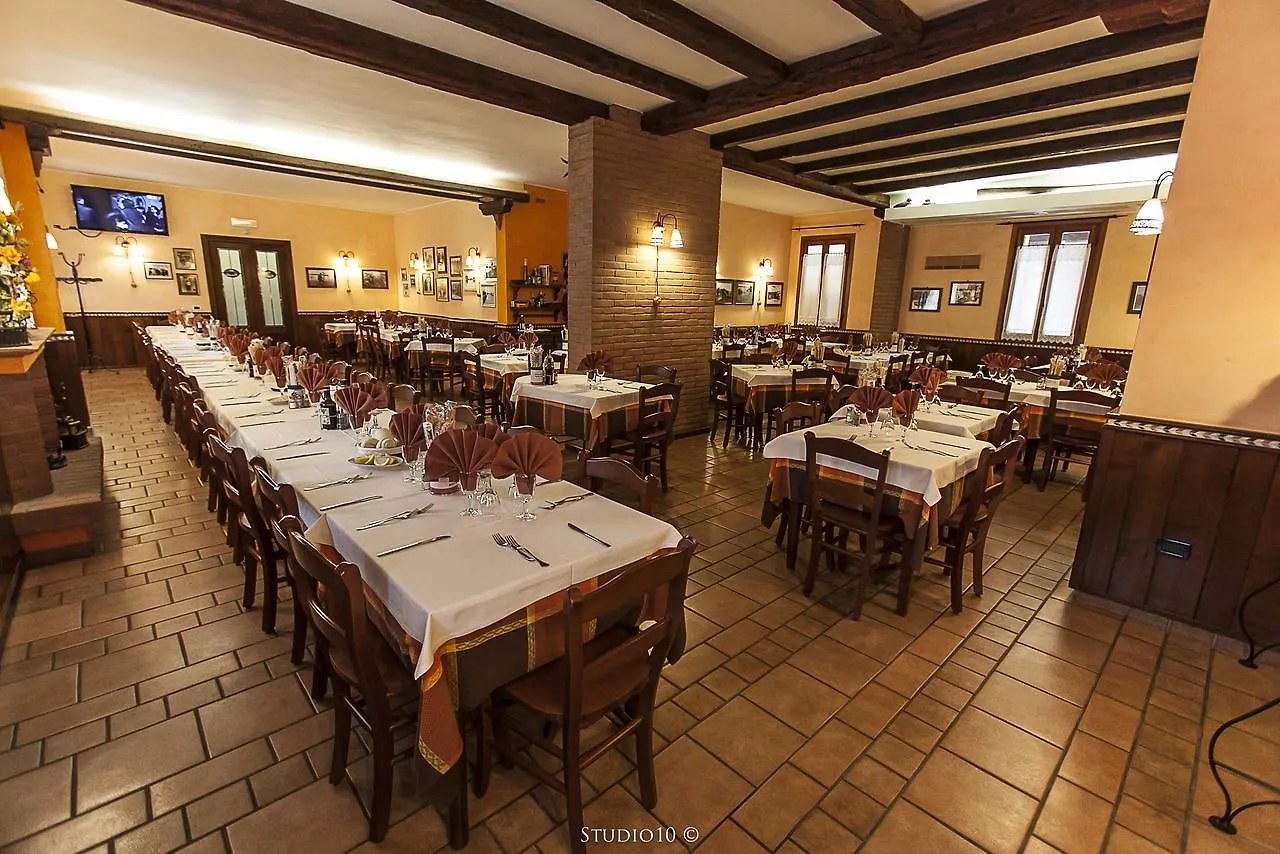 Locanda E Ristorante Da Renata Scardovari 0*,